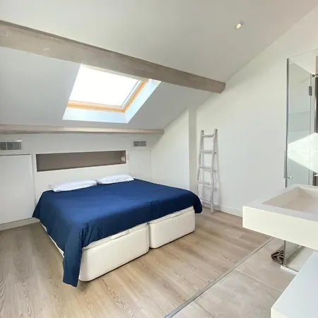 Modern & Bright 4-room In Banane Apartamento